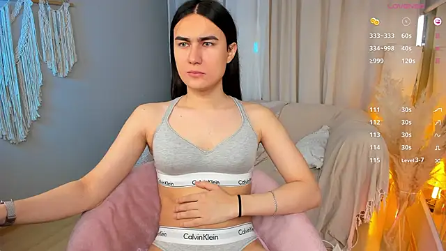 Snapshot of HeyAlena chatting on 11-12-25, 06:14 HeyAlena online show from 11-12-25, 06:14