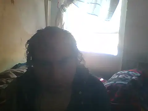 Snapshot of nenade14 chatting on 10-26-25, 06:47 nenade14 online show from 10-26-25, 06:47