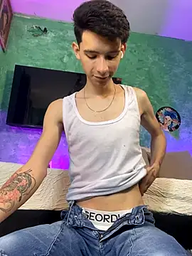 VicenteFerrer online show from 11-22-25, 05:34