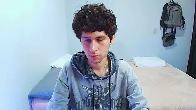 Snapshot of mr_erik_grey chatting on 02-28-26, 01:23 mr erik grey online show from 02-28-26, 01:23