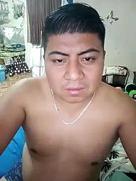 Snapshot of mexosito27 chatting on 10-23-25, 01:38 mexosito27 online show from 10-23-25, 01:38