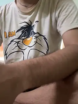 Snapshot of moonworshiper chatting on 05-16-26, 05:15 moonworshiper online show from 05-16-26, 05:15