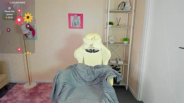 R0cket bunny online show from 09-30-25, 12:04