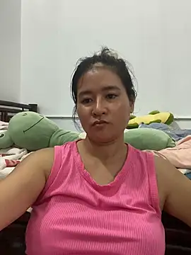 Snapshot of Boyd98 chatting on 05-17-26, 03:08 Boyd98 online show from 05-17-26, 03:08