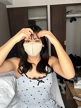 Snapshot of 0p-saki-p0 chatting on 12-18-25, 02:06 0p-saki-p0 online show from 12-18-25, 02:06