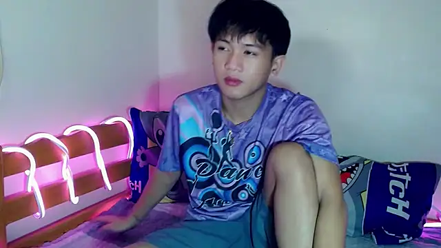 Snapshot of Asianjas chatting on 09-17-25, 02:52 Asianjas online show from 09-17-25, 02:52