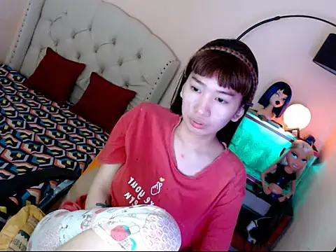 ShantalFoxxy  online show from 10-24-25, 01:35