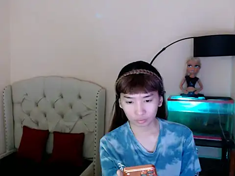 ShantalFoxxy  online show from 04-19-26, 01:05