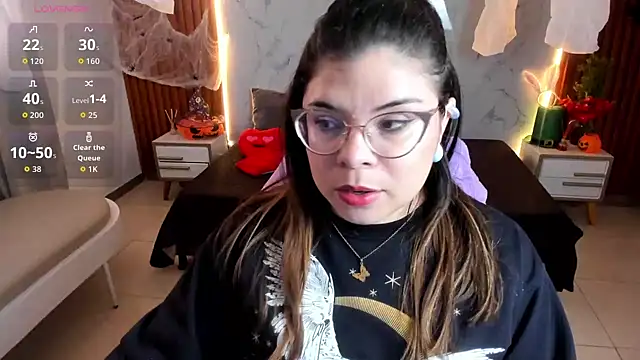 shasha bloom online show from 10-28-25, 07:38