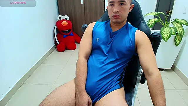 sebastian oconnor77 online show from 10-04-25, 12:47