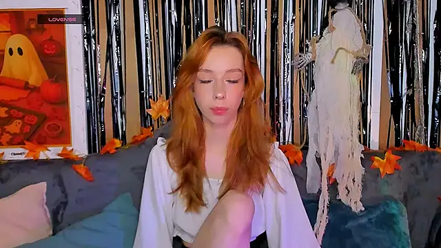 Lori Williams online show from 10-27-25, 12:58