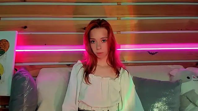 Lori Williams online show from 11-11-25, 12:54