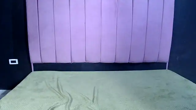 SmallFala online show from 09-12-25, 02:06