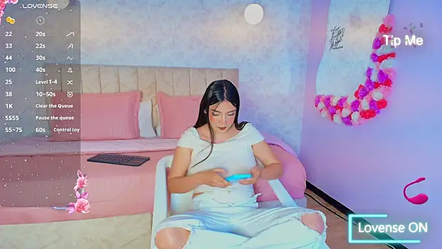 Snapshot of sweet_artemiis chatting on 11-06-25, 08:32 sweet artemiis online show from 11-06-25, 08:32