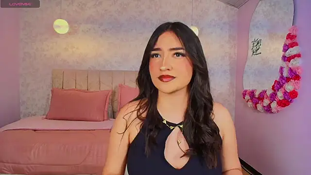 Snapshot of sweet_artemiis chatting on 12-05-25, 09:00 sweet artemiis online show from 12-05-25, 09:00