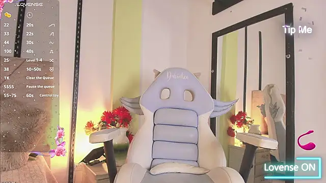 Snapshot of sweet_artemiis chatting on 12-13-25, 08:14 sweet artemiis online show from 12-13-25, 08:14