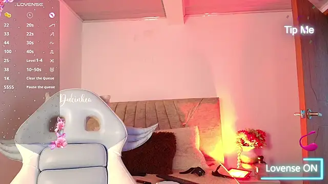 sweet artemiis online show from 04-21-26, 01:42