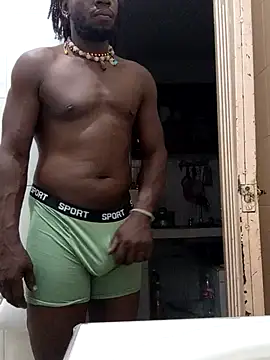 Snapshot of Blackpanther0115 chatting on 09-22-25, 10:39 Blackpanther0115 online show from 09-22-25, 10:39