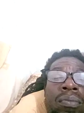 Snapshot of Blackpanther0115 chatting on 09-28-25, 10:31 Blackpanther0115 online show from 09-28-25, 10:31