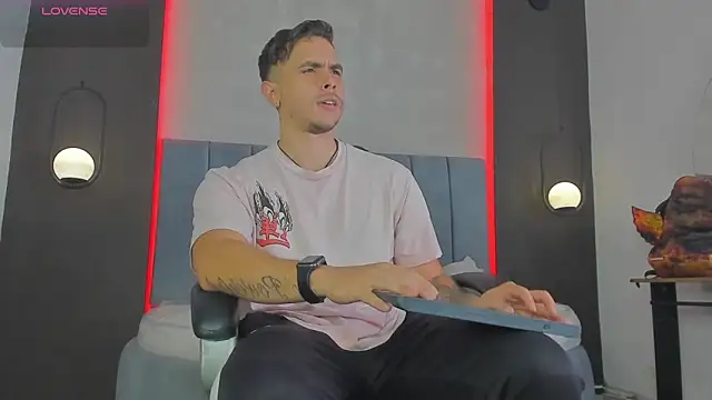 Liam walk  online show from 03-29-26, 10:10