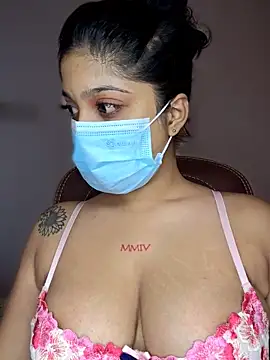 Snapshot of Saza_lklx chatting on 12-21-25, 10:44 Saza lklx online show from 12-21-25, 10:44