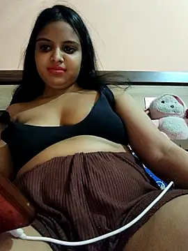 Maahhii 2 online show from 04-17-26, 09:51