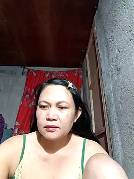 Everleigh mom online show from 09-24-25, 10:29