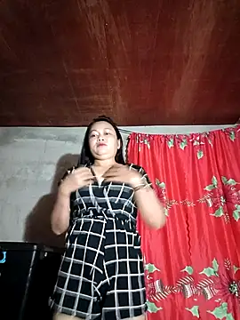 Everleigh mom online show from 10-09-25, 07:45