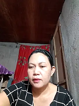 Everleigh mom online show from 10-10-25, 10:47