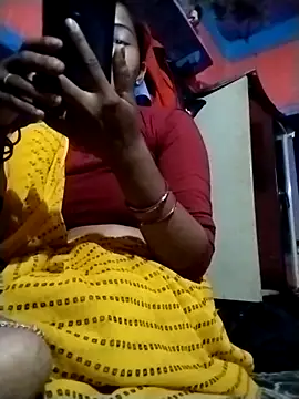 Snapshot of Hot_yasha chatting on 09-17-25, 11:28 Hot yasha online show from 09-17-25, 11:28