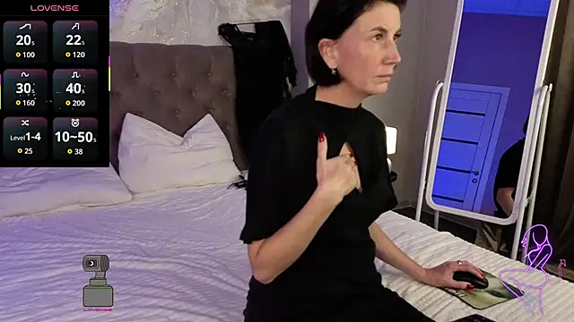 Snapshot of Lia_Reyn chatting on 10-02-25, 10:33 Lia Reyn online show from 10-02-25, 10:33