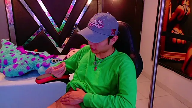 Snapshot of alandelrey57 chatting on 02-03-26, 06:40 alandelrey57 online show from 02-03-26, 06:40