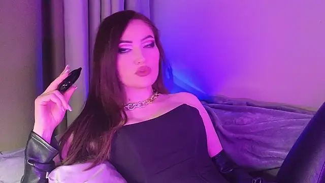 Snapshot of AliceJameson chatting on 10-12-25, 08:30 AliceJameson online show from 10-12-25, 08:30