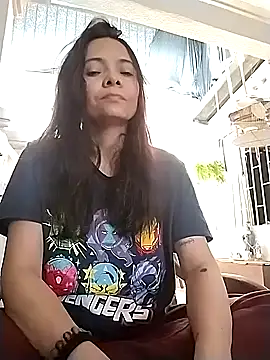 Cami Konor online show from 10-17-25, 02:19