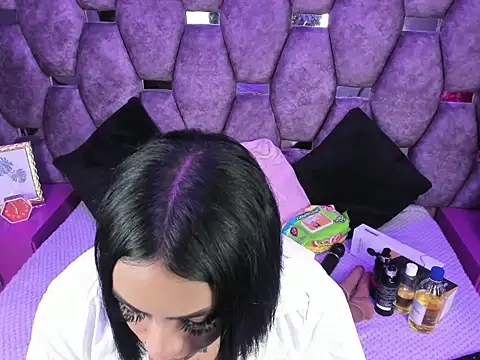 Snapshot of nikky_latin chatting on 02-18-26, 03:24 nikky latin online show from 02-18-26, 03:24