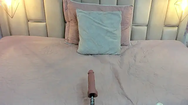 ALYANNA HOT  online show from 10-30-25, 12:28