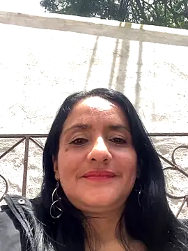 kataleya 29 online show from 10-24-25, 04:25