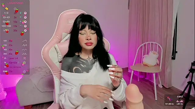 AlinaLukyanova online show from 11-08-25, 04:45