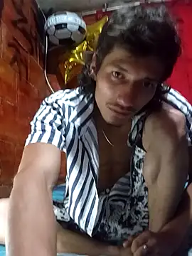 Snapshot of alexandercruz chatting on 12-14-25, 11:15 alexandercruz online show from 12-14-25, 11:15