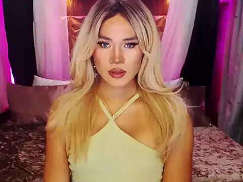 Snapshot of YllanaAltheaXxX chatting on 09-28-25, 07:41 YllanaAltheaXxX online show from 09-28-25, 07:41