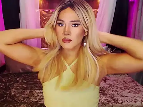 Snapshot of YllanaAltheaXxX chatting on 10-23-25, 04:12 YllanaAltheaXxX online show from 10-23-25, 04:12