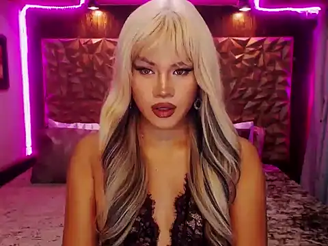 Snapshot of YllanaAltheaXxX chatting on 10-25-25, 11:32 YllanaAltheaXxX online show from 10-25-25, 11:32