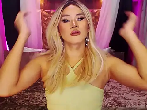 Snapshot of YllanaAltheaXxX chatting on 11-06-25, 10:05 YllanaAltheaXxX online show from 11-06-25, 10:05