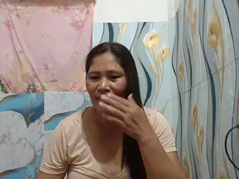 Juicy 69xx online show from 04-01-26, 01:41