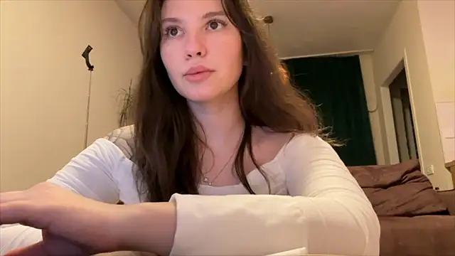 Snapshot of Voytinyme chatting on 01-13-26, 06:02 Voytinyme online show from 01-13-26, 06:02