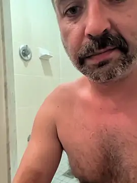 Snapshot of cloudymatt chatting on 11-16-25, 02:11 cloudymatt online show from 11-16-25, 02:11