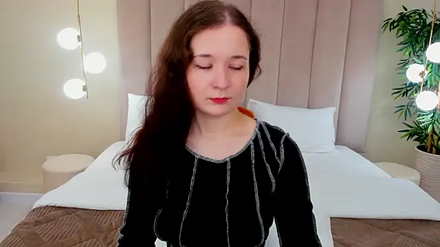 Snapshot of NancyJonson chatting on 09-16-25, 03:29 NancyJonson online show from 09-16-25, 03:29