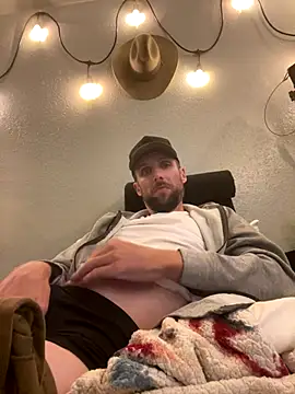 Snapshot of thejohnryancollection chatting on 10-30-25, 03:35 thejohnryancollection online show from 10-30-25, 03:35