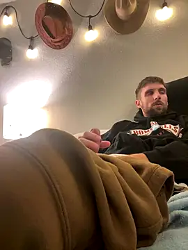 Snapshot of thejohnryancollection chatting on 12-04-25, 01:15 thejohnryancollection online show from 12-04-25, 01:15