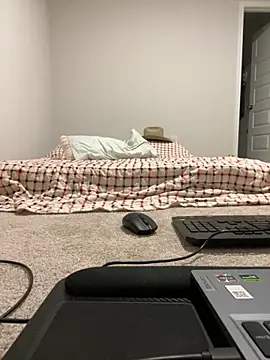 Snapshot of thejohnryancollection chatting on 12-15-25, 05:44 thejohnryancollection online show from 12-15-25, 05:44